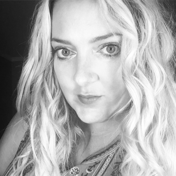 Meet your Posher, Robin - Picture 1 of 1